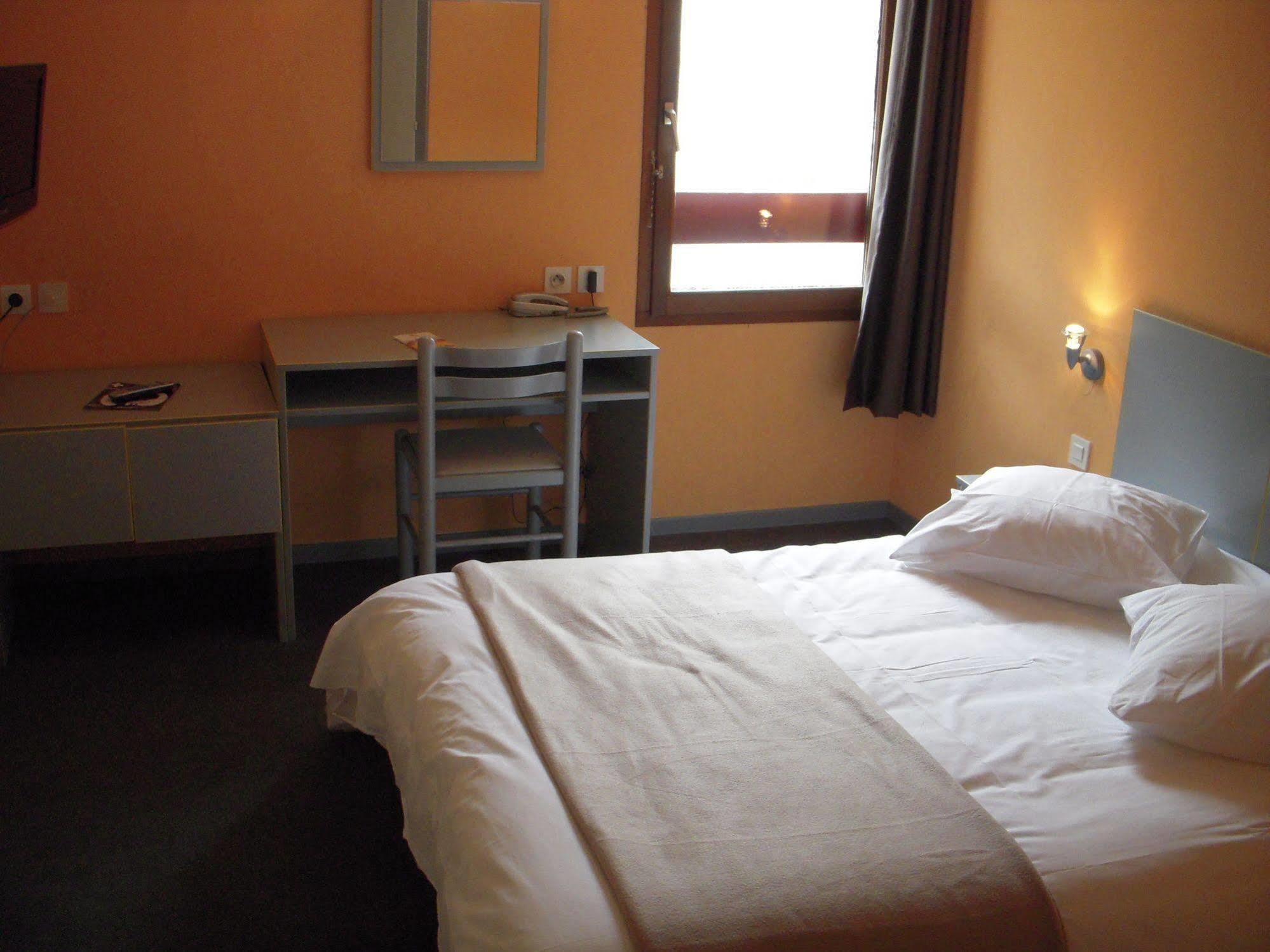 Cit'Hotel Hotel Prime - A709 Сен-Жан-де-Ведас Екстер'єр фото